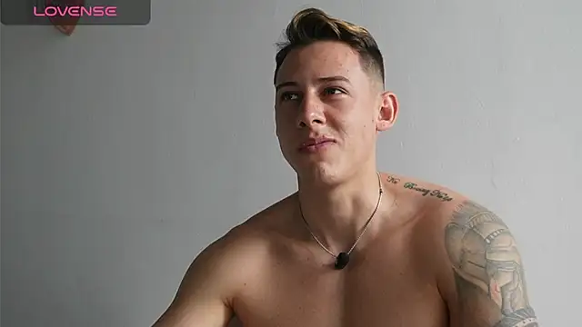 Chat XXX ao vivo de Muscle_King_Cum