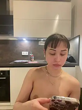 Just-Lilly – Live XXX-chat