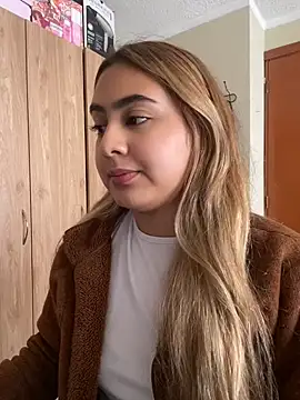 Chat XXX en directo de Miabonnett_