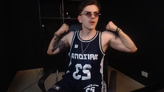 Chat XXX ao vivo de FelixStarkk