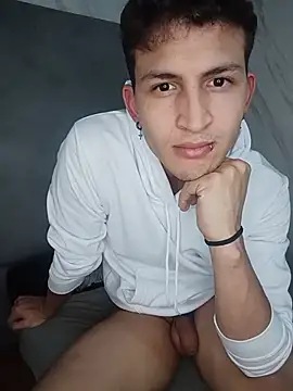 Axel_Romanov Live XXX-chat