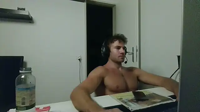 alpha-hunk Live XXX-Chat
