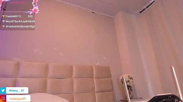 Melany__08 Chat XXX in diretta