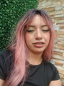 Chat +18 de Effy_Kessler ao vivo