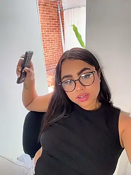 Aliceroys__ Chat XXX live