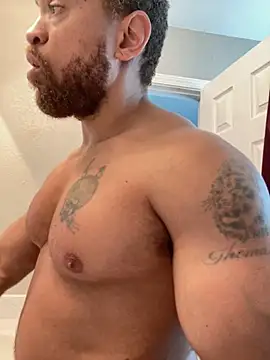 Fathero1timen Live XXX chat