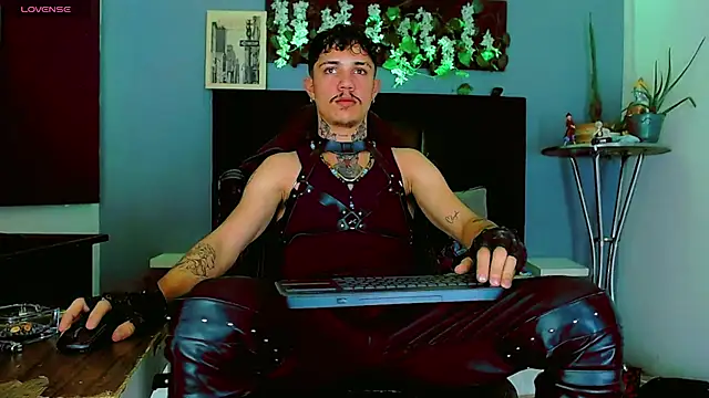 XXX chat uživo modela HannibalLester