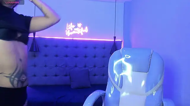 CryBabyVelvet Live XXX-chat