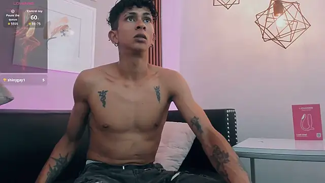 Maximoking26 – Naživo XXX chat