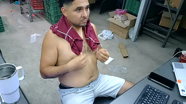 BustedCall's Webcam Show