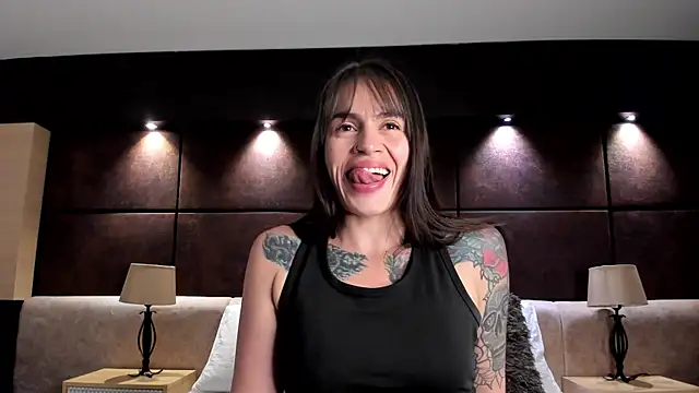 ValeryMontenegro's Live XXX Chat
