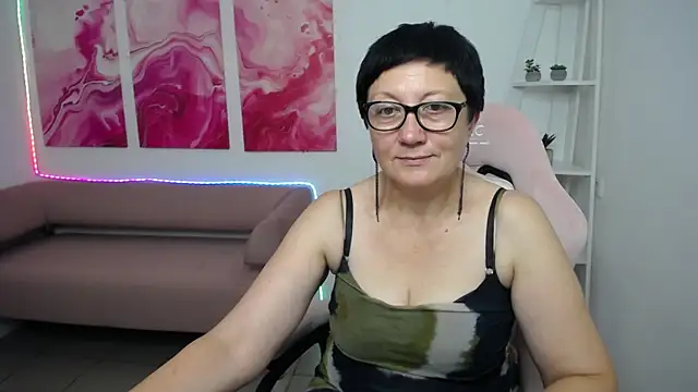 EmilyL0ven Live XXX chat