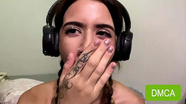 JuliaPierce Chat XXX in diretta