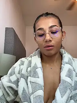 cata_777's Live XXX Chat