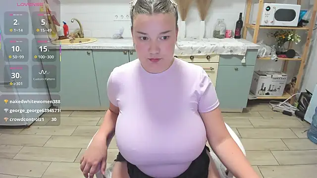 LinaElasm élő XXX-chatje