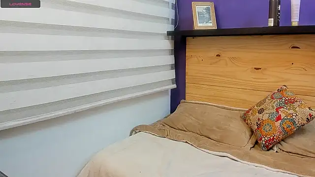 sarahy_evans Live XXX-chat