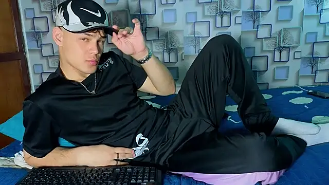 Chat +18 de LoganSteel_ ao vivo