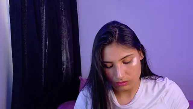 دردشة Linda_andrew الجنسية المباشرة