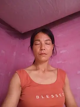 Lily-ly live XXX chat