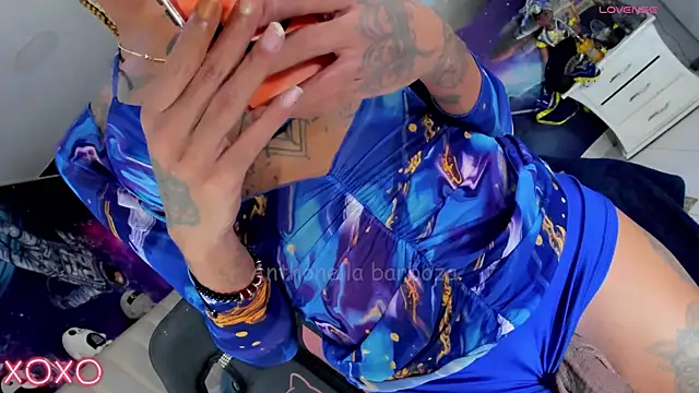 Nella_Dolls Chat XXX in diretta