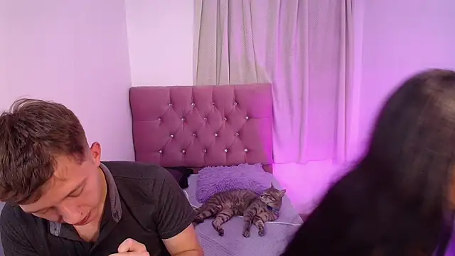 mae_nathan_n Webbikameraesitys