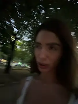 צ'אט XXX בשידור חי של GoddessVeenus