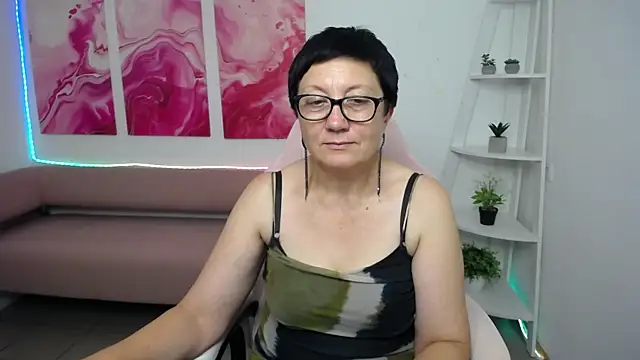 دردشة EmilyL0ve الجنسية المباشرة