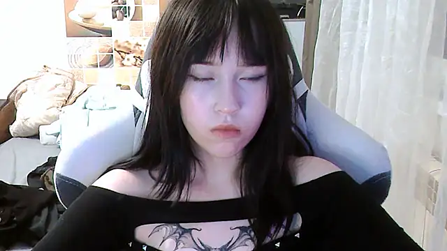 NoirEva's Live XXX Chat