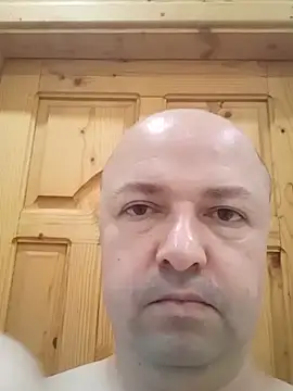 Онлайн чат XXX Luceriusbigass
