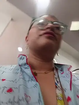 Chat XXX ao vivo de SOFI__10