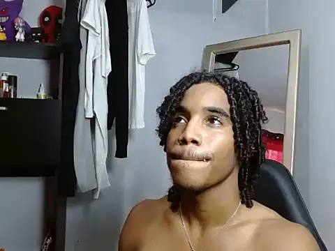 Онлайн чат XXX AxelSilva7777