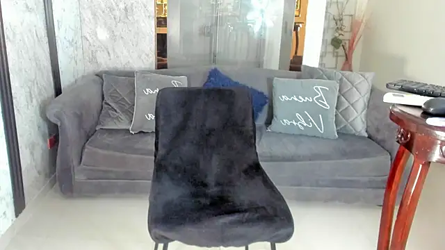 Chat +18 de MafeArias23 ao vivo