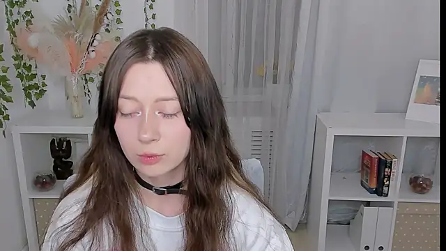 MiyuuNamin Live chat-huone