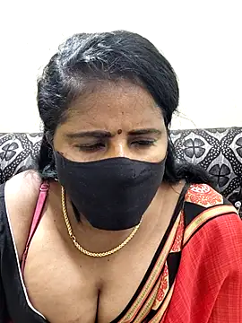 Siri_telugutamil95's Live XXX Chat