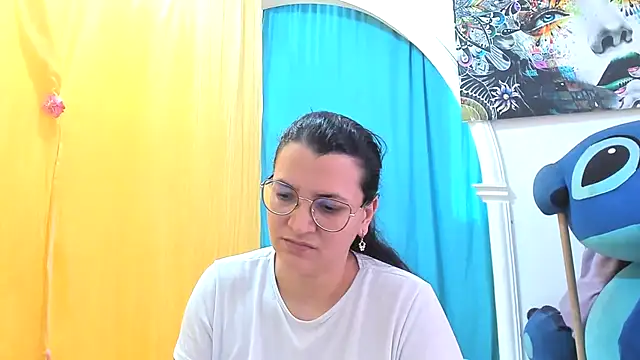 MARILYN_GARCIA live XXX chat