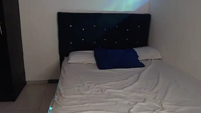 ANGELIQUE_KLANE XXX чат на живо