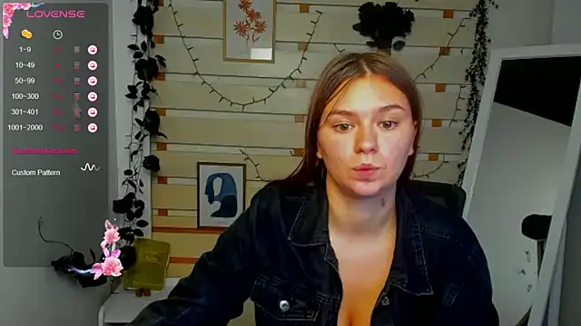 Josephine_Kiss Adlı Modelin Canlı XXX Sohbeti