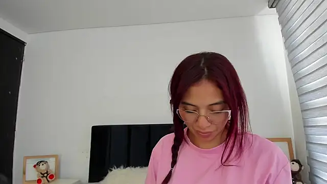 Chatroom XXX en direct de melanie_roux__