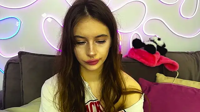 evvaavve Chat XXX live