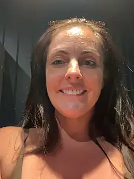 BritishKimi's Live XXX Chat