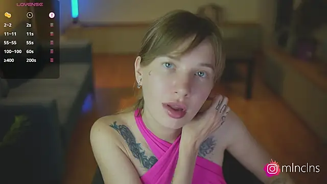 mel_collins XXX чат на живо