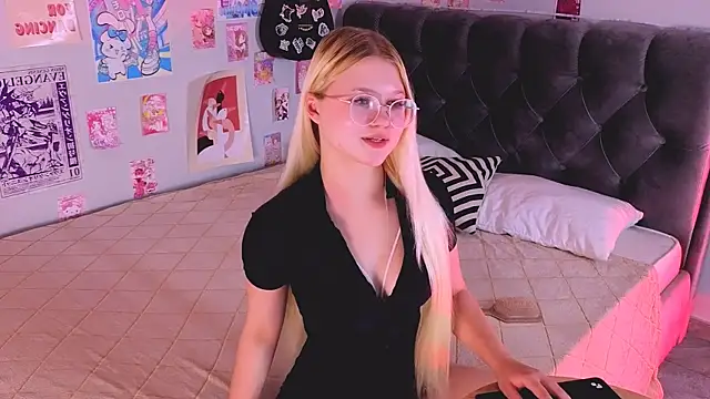 LunariaFox Live XXX-Chat