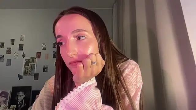 MerilynPlenty's Live XXX Chat