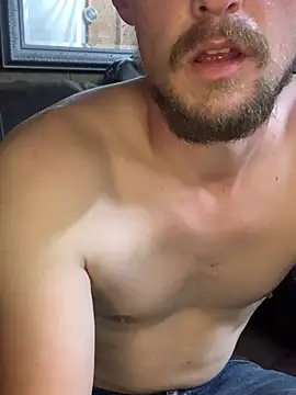 Midwestalpha: вебкам-шоу