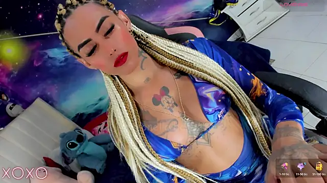 Chat +18 de Nella_Dolls ao vivo