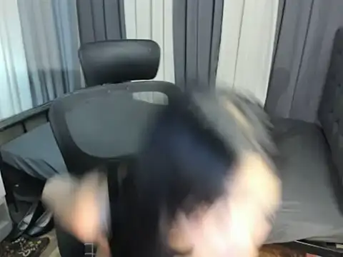 Haileyfoxx 现场XXX聊天