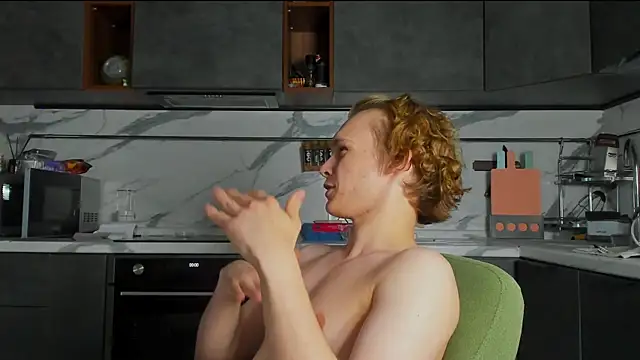 lolKenDowson Show in webcam