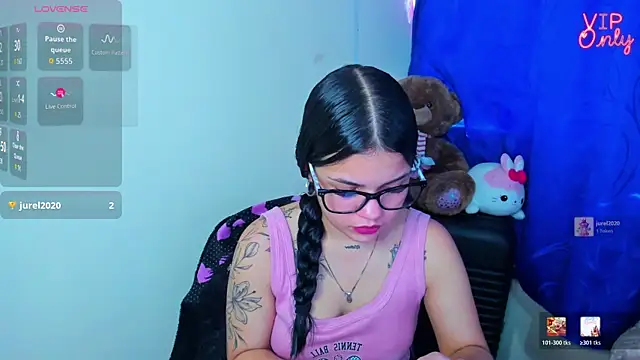 angelina_77 – Naživo XXX chat