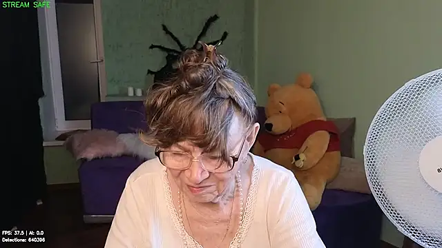 دردشة Betty_Brick الجنسية المباشرة
