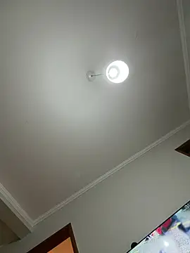 MeladoDiMel Adlı Modelin Canlı XXX Sohbeti
